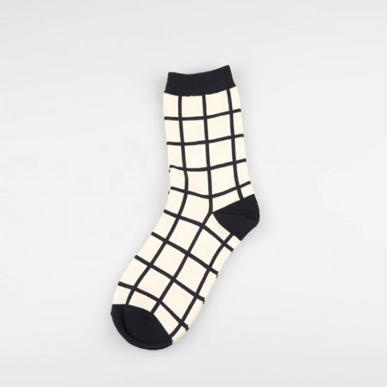 1 Pcs Lattice Vertical Stripes Classic Black White Men\'s Socks
